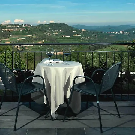 Séjour à la campagne Trattoria Del Bivio Cerretto Langhe