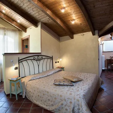 Lantställe Trattoria Del Bivio *