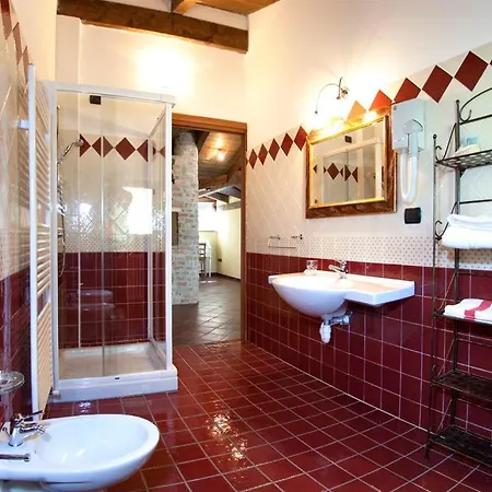 カントリーハウス Trattoria Del Bivio Cerretto Langhe