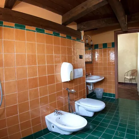 Trattoria Del Bivio Lantställe Cerretto Langhe