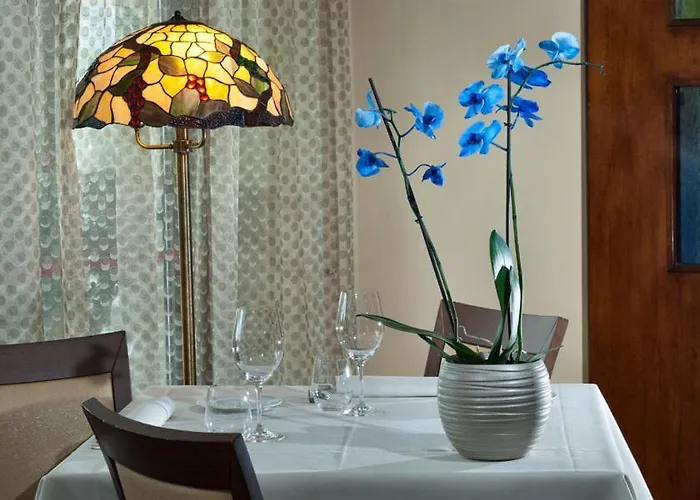 カントリーハウス Trattoria Del Bivio *