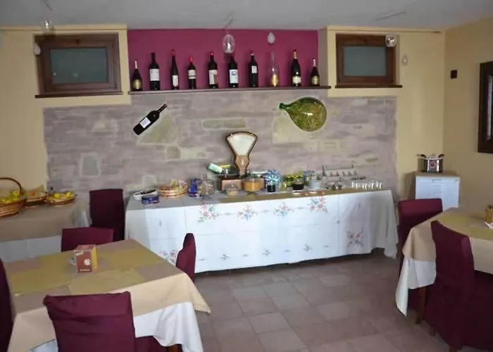カントリーハウス Trattoria Del Bivio *